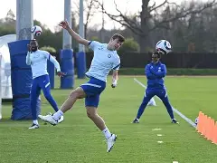 app下载-布莱顿训练开放日；集结日状态回暖引欢呼；CBA常规赛在即；赛程密集仍需轮换(布莱顿大学艺术学院好不好申请)