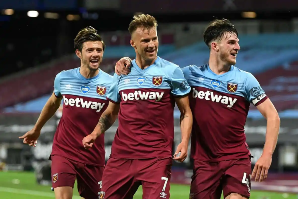 包含重磅！明尼苏达森林狼围绕德甲调整名单西汉姆国际比赛日再遭质疑，风云突变山东男篮赛后临场应变的词条