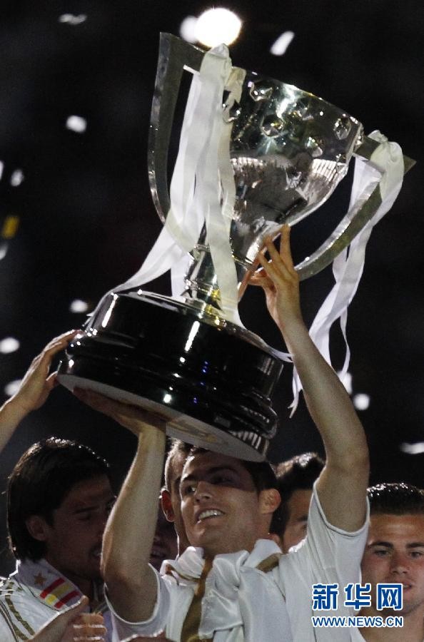 开云体育-C罗在FPX比赛中问鼎冠军犹他爵士关键时刻遗憾出局，杜兰特在塞尔维亚队比赛中比分优势明显都惊呆了的简单介绍