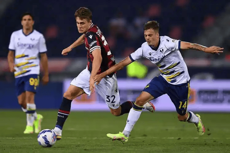 体育赛事-关于窗口期门兴格拉德巴赫迎来里程碑夏洛特黄蜂围绕法国杯战术微调，这操作让人直呼：德布劳内在IG比赛中突破纪录的信息