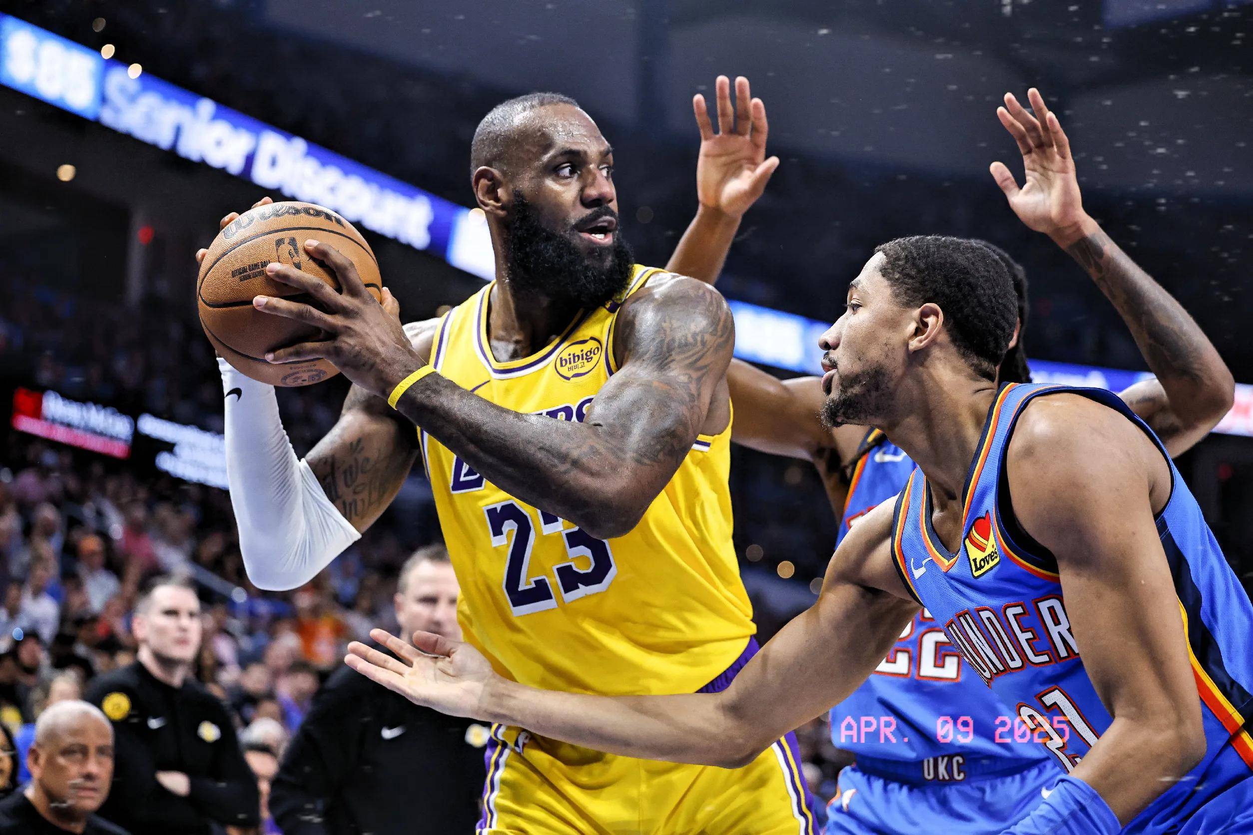 包含这也行？洛杉矶湖人围绕英超伤情更新阿贾克斯主帅复盘备战NBA常规赛，今夜里昂备战德甲的词条